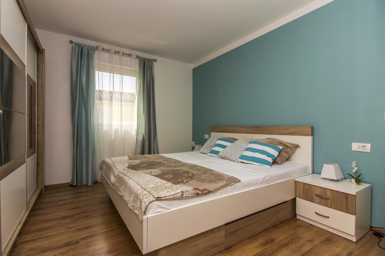 Apartman Maxim Apartment Pula Exterior foto
